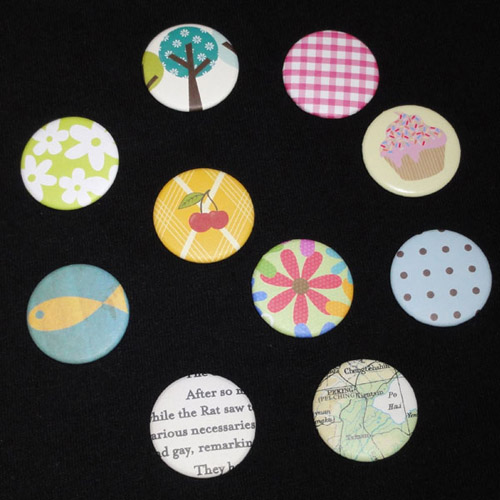 Little Miss Daisy Buttons - Pack 6